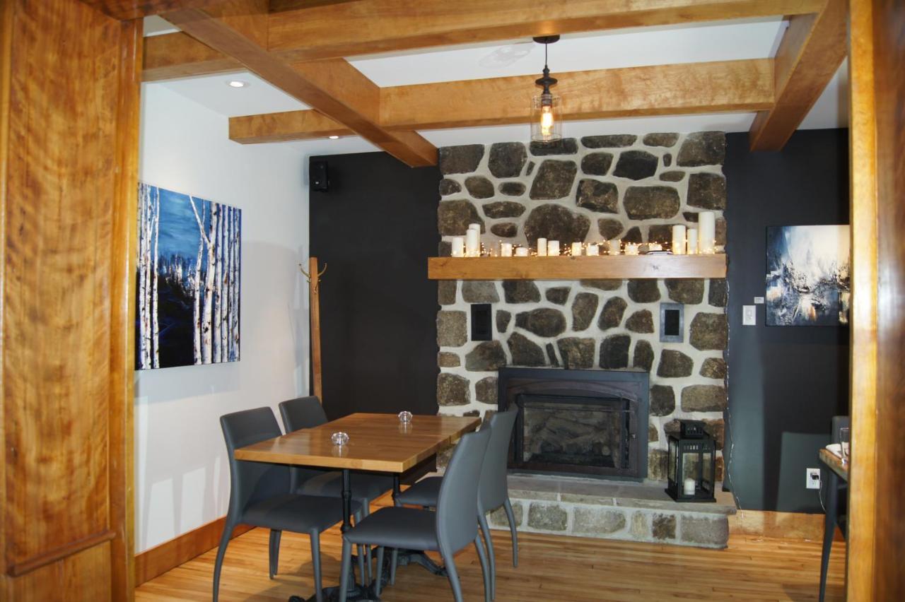 Restaurant Et Gite Les Passionnes Val-David Εξωτερικό φωτογραφία