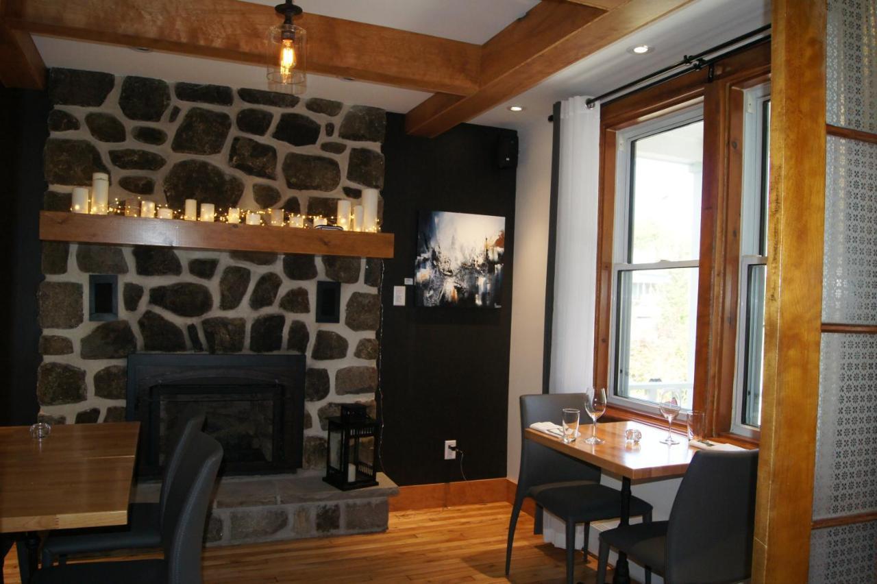 Restaurant Et Gite Les Passionnes Val-David Εξωτερικό φωτογραφία